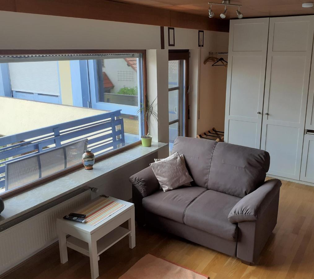Buedingen-Ferienwohnung Bausch Esterno foto