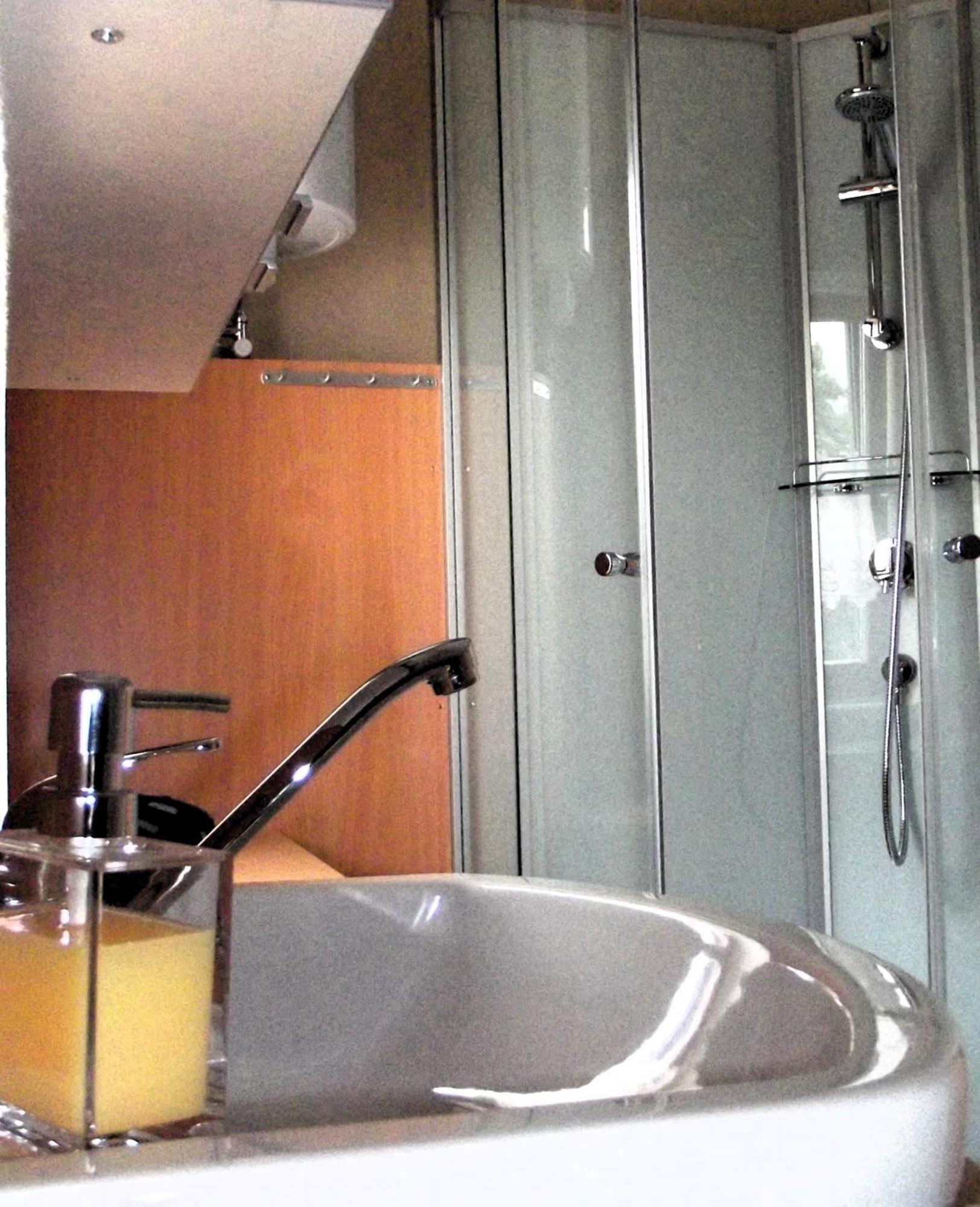 Buedingen-Ferienwohnung Bausch Esterno foto