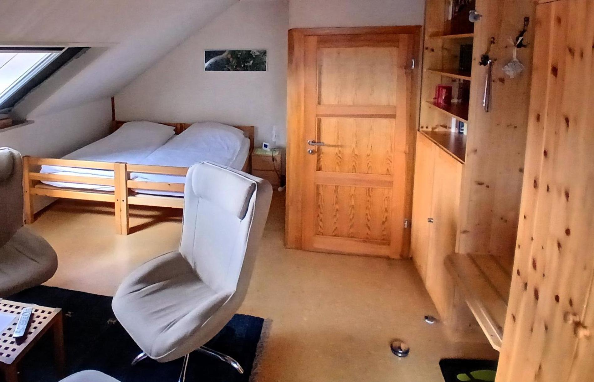 Buedingen-Ferienwohnung Bausch Esterno foto